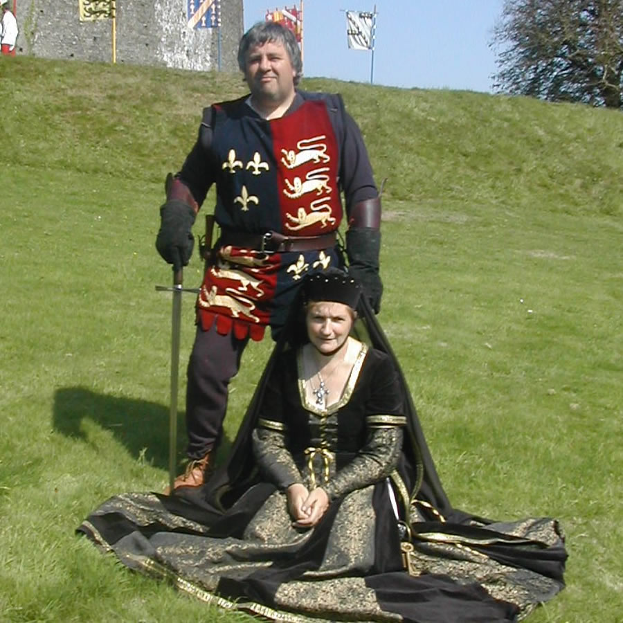 Historical reenactment inspiration behind Banestre Crafting World crafts